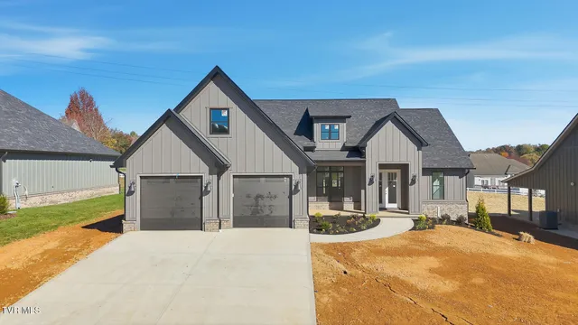 $795,000 | 24 Glaze Farm Way, Johnson City, TN 37601