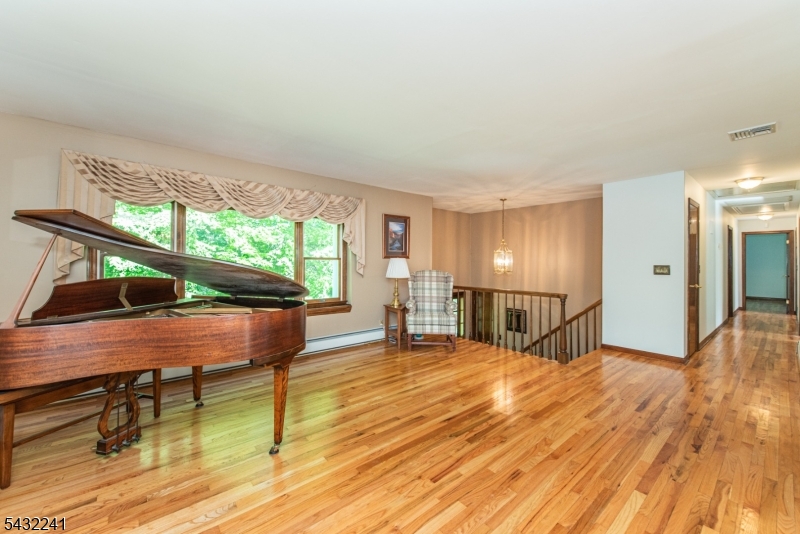 232 Ridge Road West Milford, NJ 07480 - Photo 5 of 50