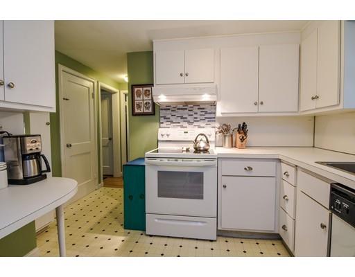 56 Dunster Road Framingham, MA 01702 - Photo 13 of 23 Gallery Image 13