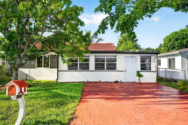 $2,900 | 6240 Southwest 22nd Court, Unit 6240, Miramar, FL 33023