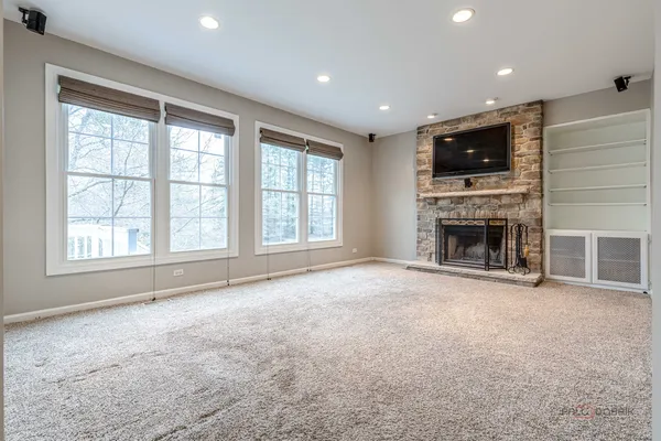 $890,000 | 1800 Darnell Street, Libertyville, IL 60048