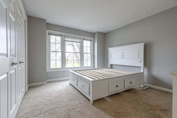 $890,000 | 1800 Darnell Street, Libertyville, IL 60048