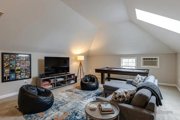 $890,000 | 1800 Darnell Street, Libertyville, IL 60048