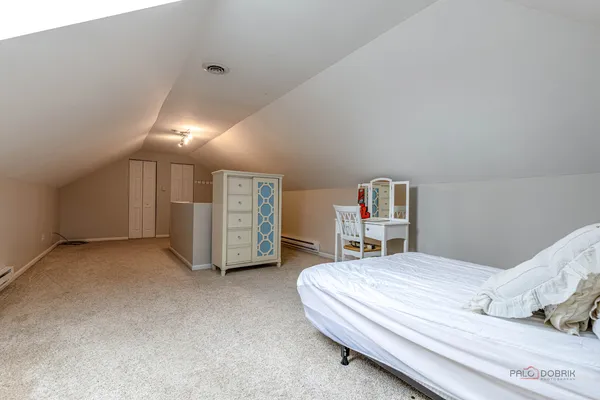 $890,000 | 1800 Darnell Street, Libertyville, IL 60048