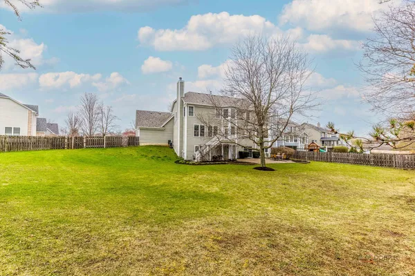 $890,000 | 1800 Darnell Street, Libertyville, IL 60048