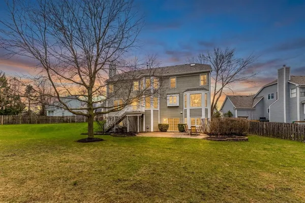 $890,000 | 1800 Darnell Street, Libertyville, IL 60048