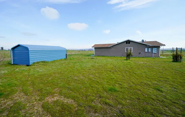 $779,000 | 35099 Heiskell Drive, Raymond, CA 93653