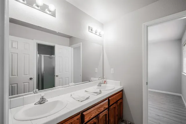 $779,000 | 35099 Heiskell Drive, Raymond, CA 93653