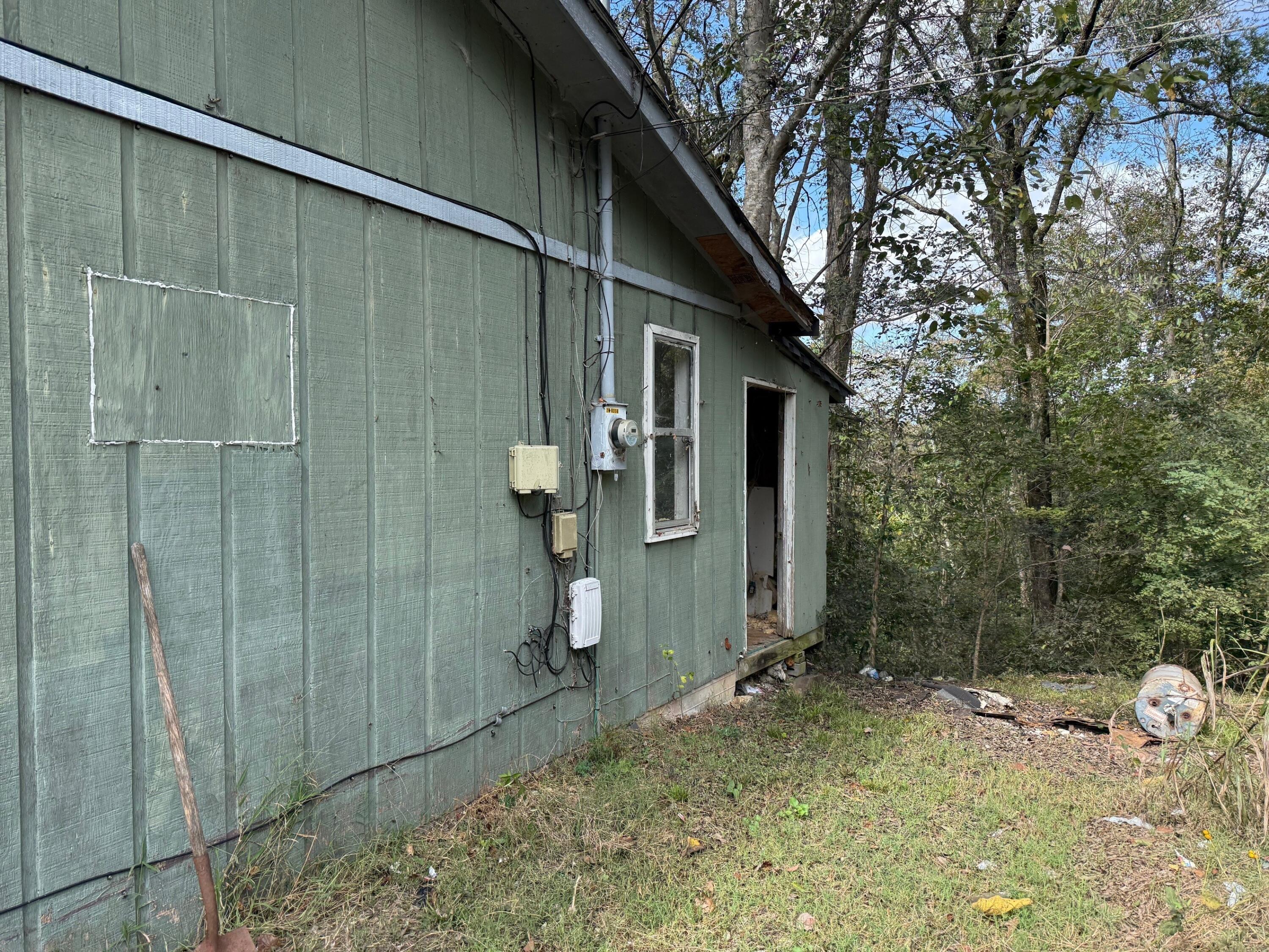 3795 Griffith Highway Jasper, TN 37347 - Photo 11 of 18 9