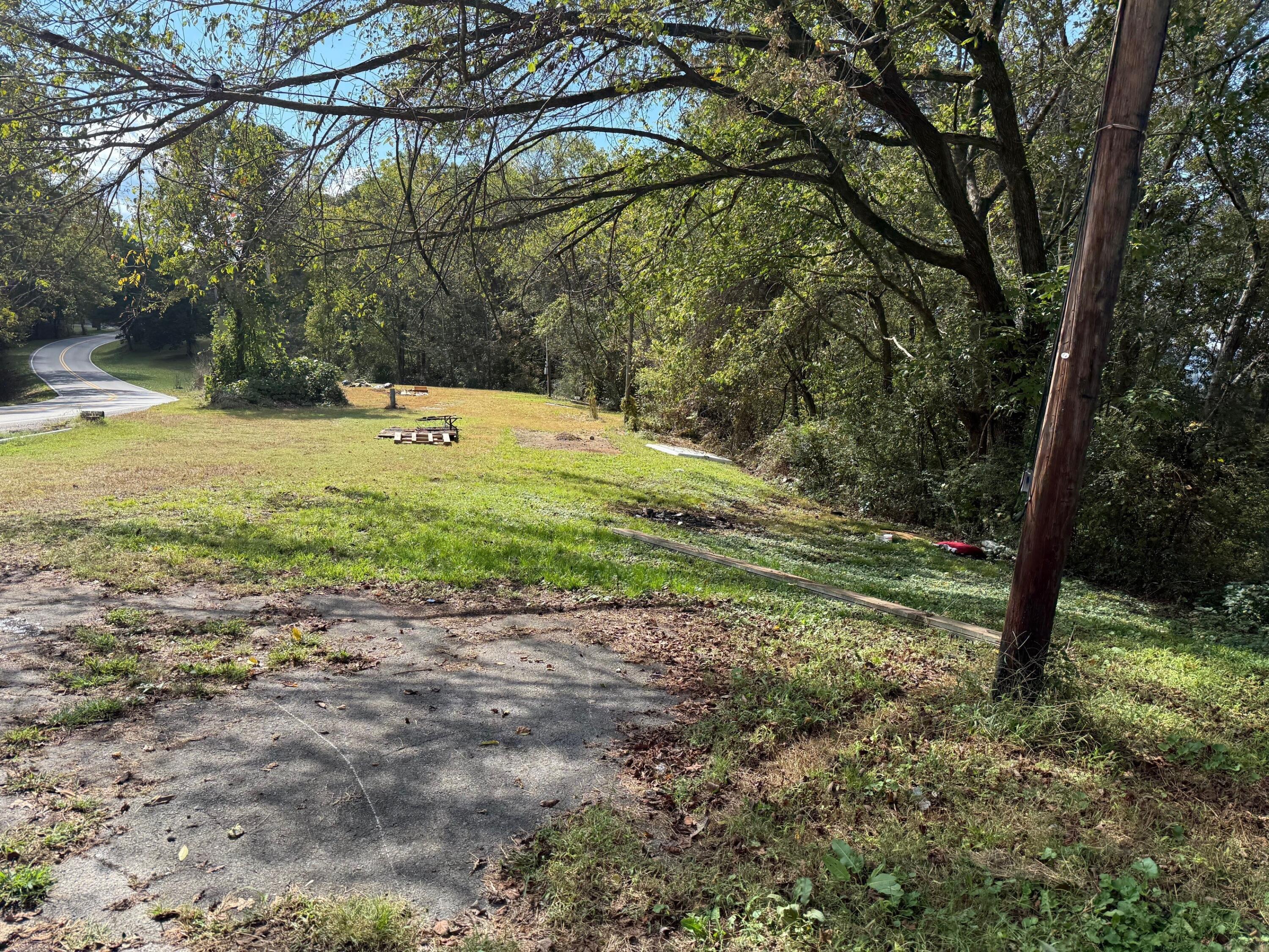 3795 Griffith Highway Jasper, TN 37347 - Photo 3 of 18 12