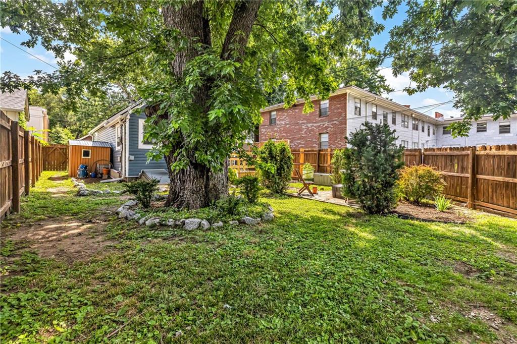 4118 Roanoke Road Kansas City, MO 64111 - Photo 15 of 15
