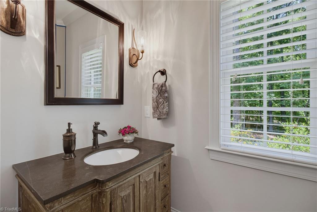 3108 Sandy Springs Road Greensboro, NC 27455 - Photo 16 of 50