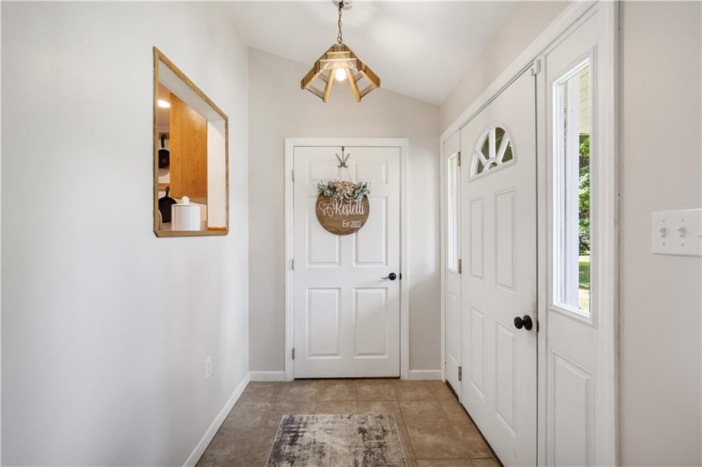 3533 Bakerstown Road Bakerstown, PA 15007 - Photo 3 of 25 Gallery Image 3