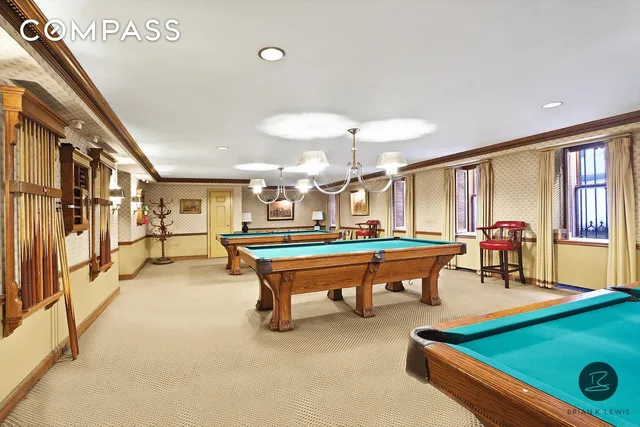 a view of building with yard