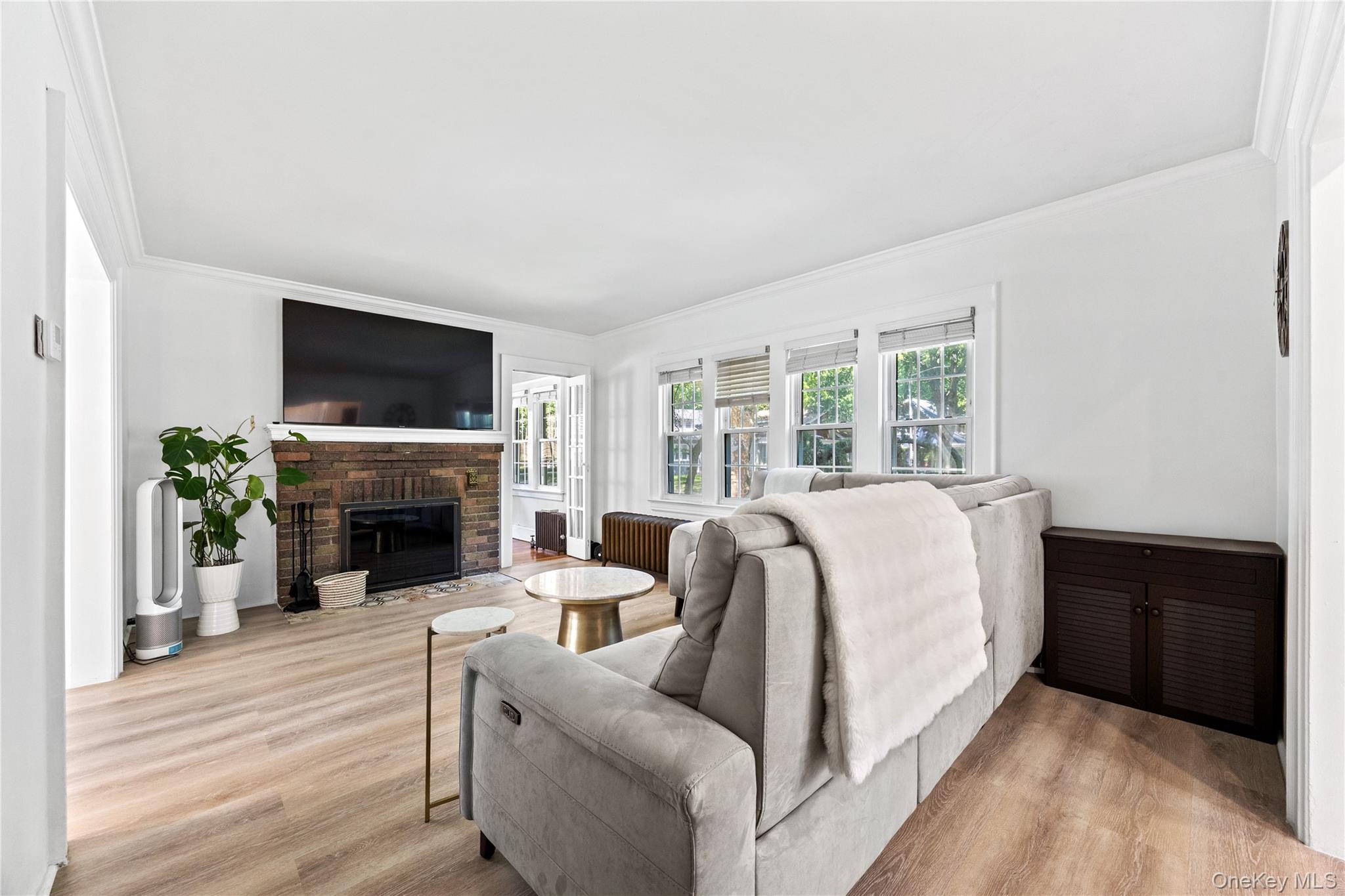 82 Superior Road Floral Park, NY 11001 - Photo 9 of 26