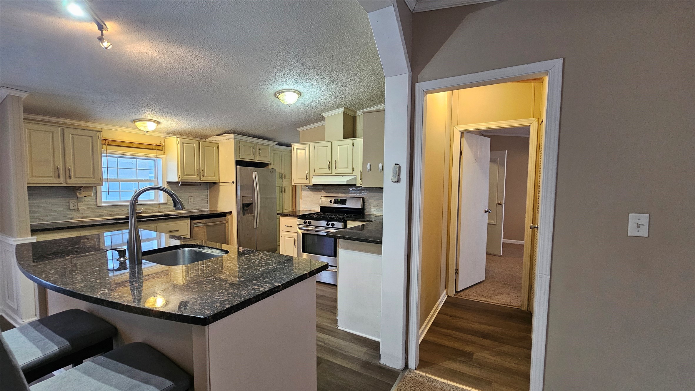 133 Kennedy Road Binghamton, NY 13901 - Photo 10 of 30