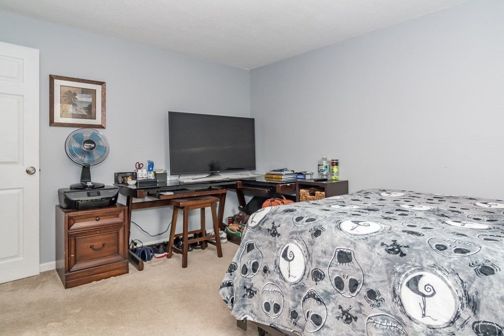 166 Village Post Road, Unit 166 Danvers, MA 01923 - Photo 13 of 24 Gallery Image 13