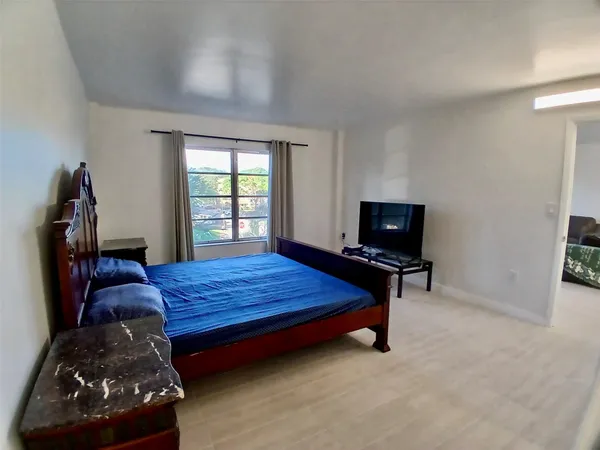 $1,790 | 4164 Inverrary Drive, Unit 311, Lauderhill, FL 33319