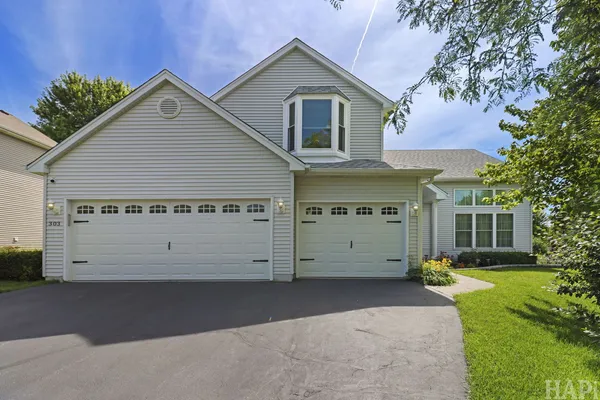 $315,000 | 303 Galvin Parkway, Harvard, IL 60033