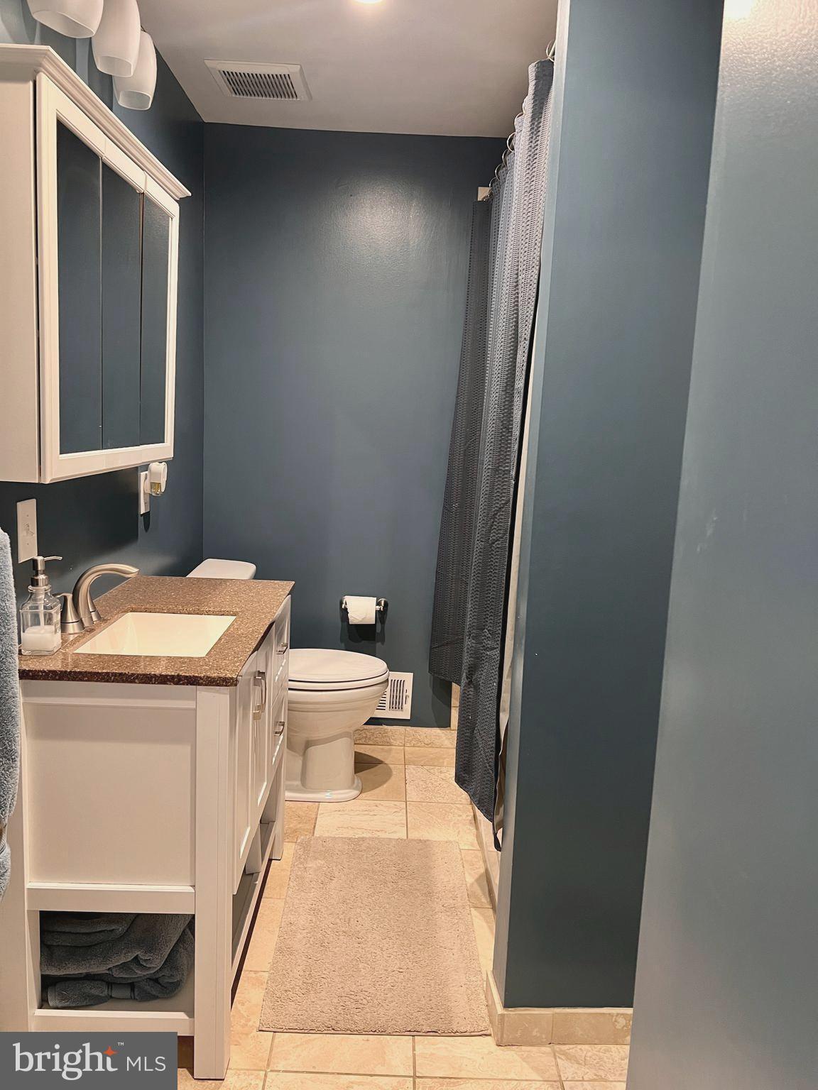 8063 Woodhaven Road Rosedale, MD 21237 - Photo 12 of 28