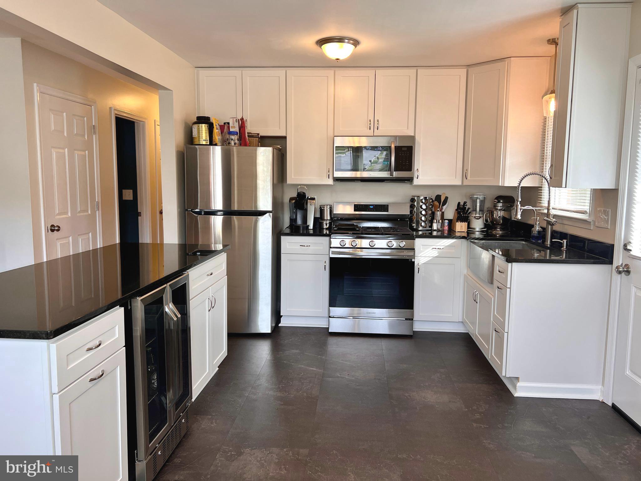8063 Woodhaven Road Rosedale, MD 21237 - Photo 7 of 28