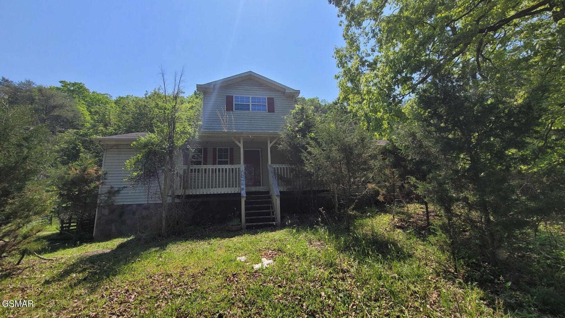 263 West Price Road Dandridge, TN 37725 - Photo 1 of 33 Gallery Image 1