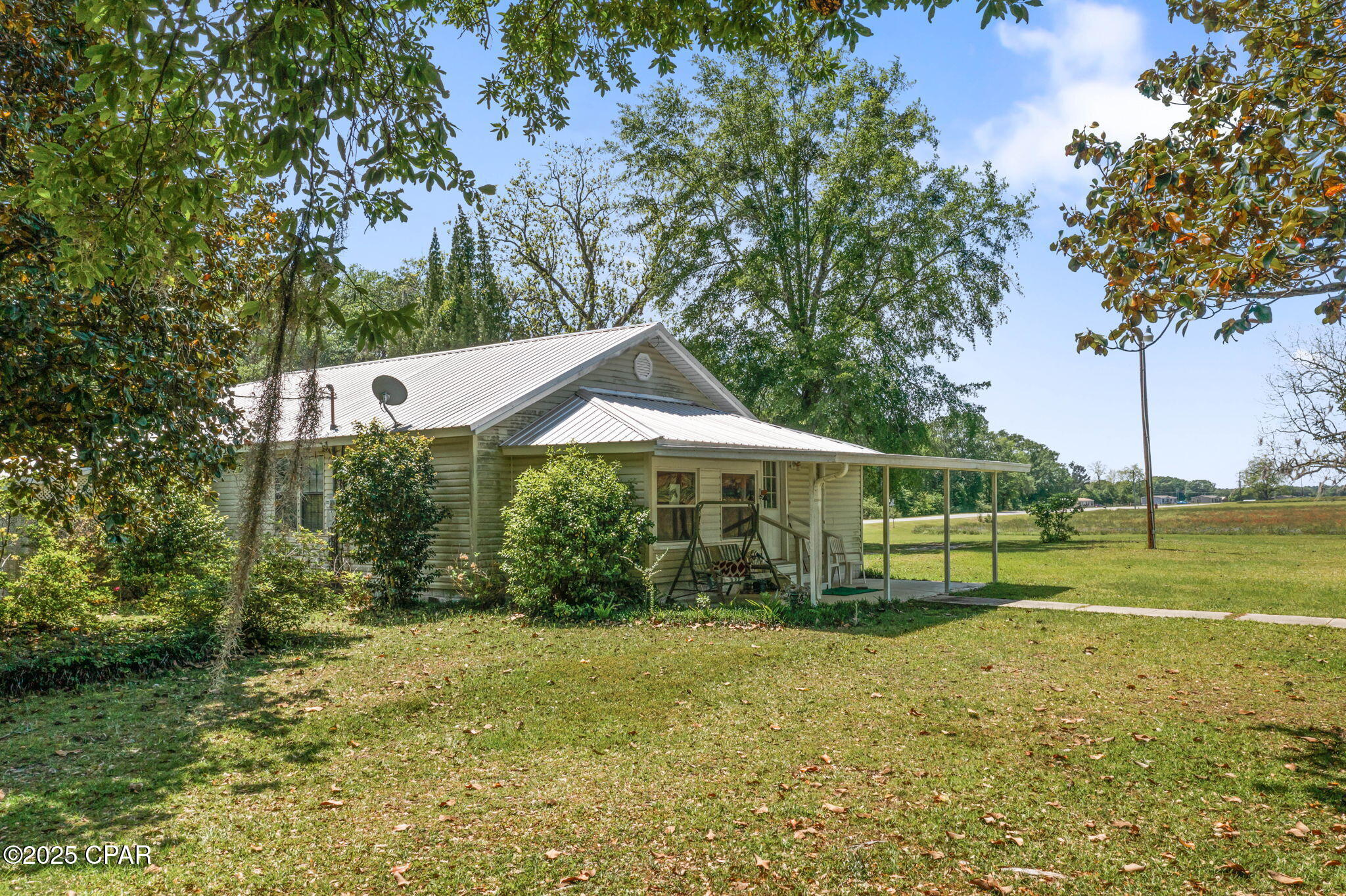 908 Tri County Road Graceville, FL 32440 - Photo 24 of 36