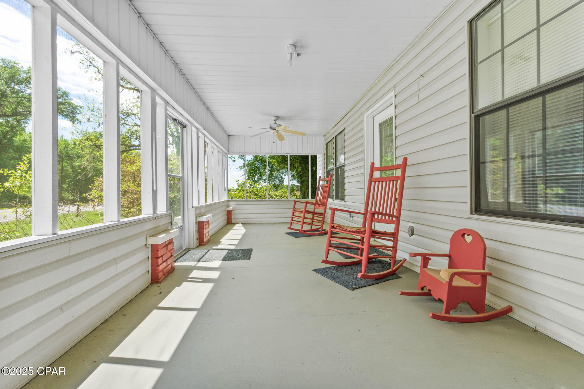 908 Tri County Road Graceville, FL 32440 - Photo 5 of 36