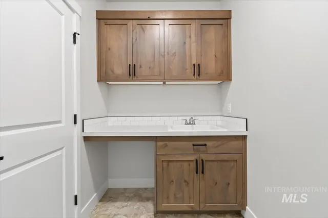 $659,900 | 6265 South Corsican Avenue, Meridian, ID 83642