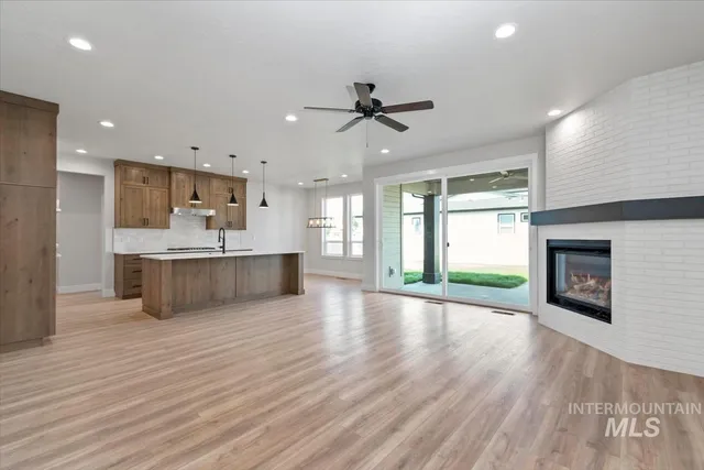 $659,900 | 6265 South Corsican Avenue, Meridian, ID 83642