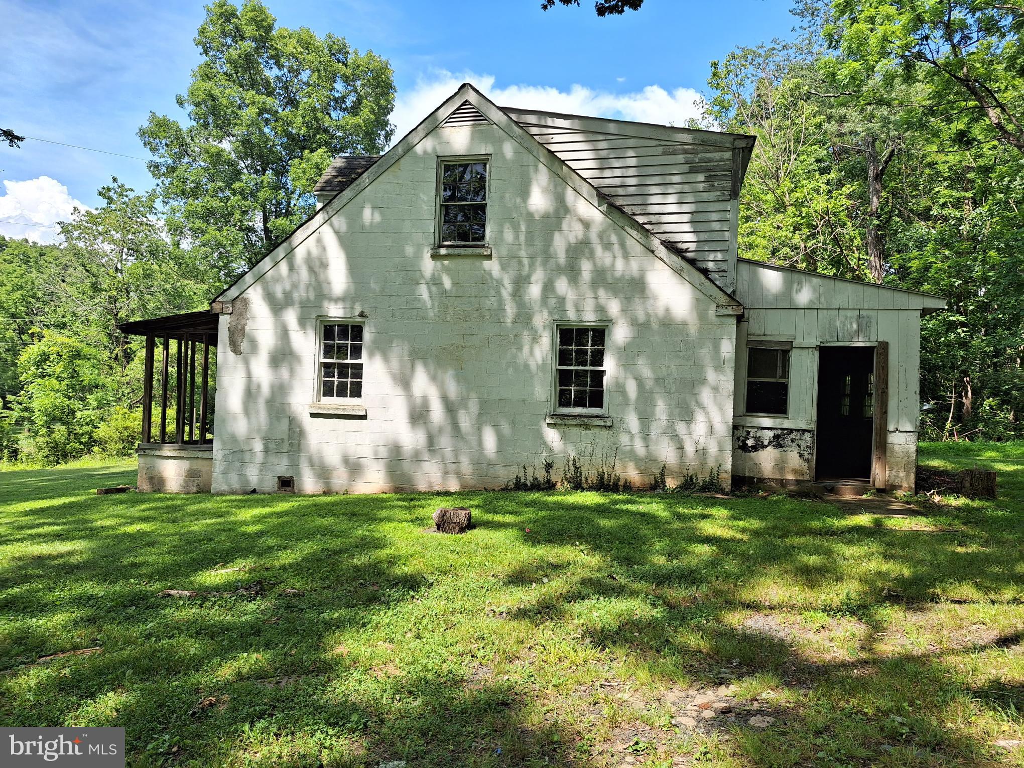 9499 Old Waterloo Road Warrenton, VA 20186 - Photo 5 of 19