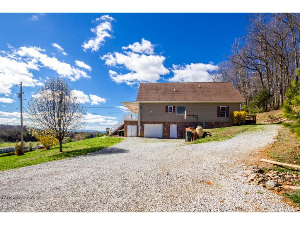 265 Hartmantown Road Jonesborough, TN 37659 - Photo 3 of 59 Photo 33