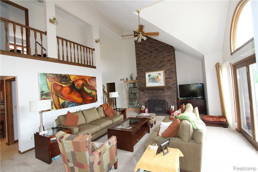140 Barron Road Holly, MI 48442 - Photo 20 of 48 Family Room
