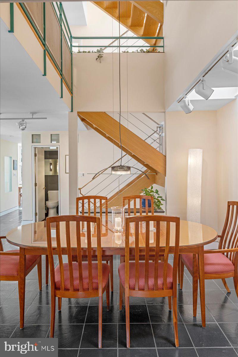 2905 Ash Mill Road Doylestown, PA 18902 - Photo 20 of 57 Dining Room