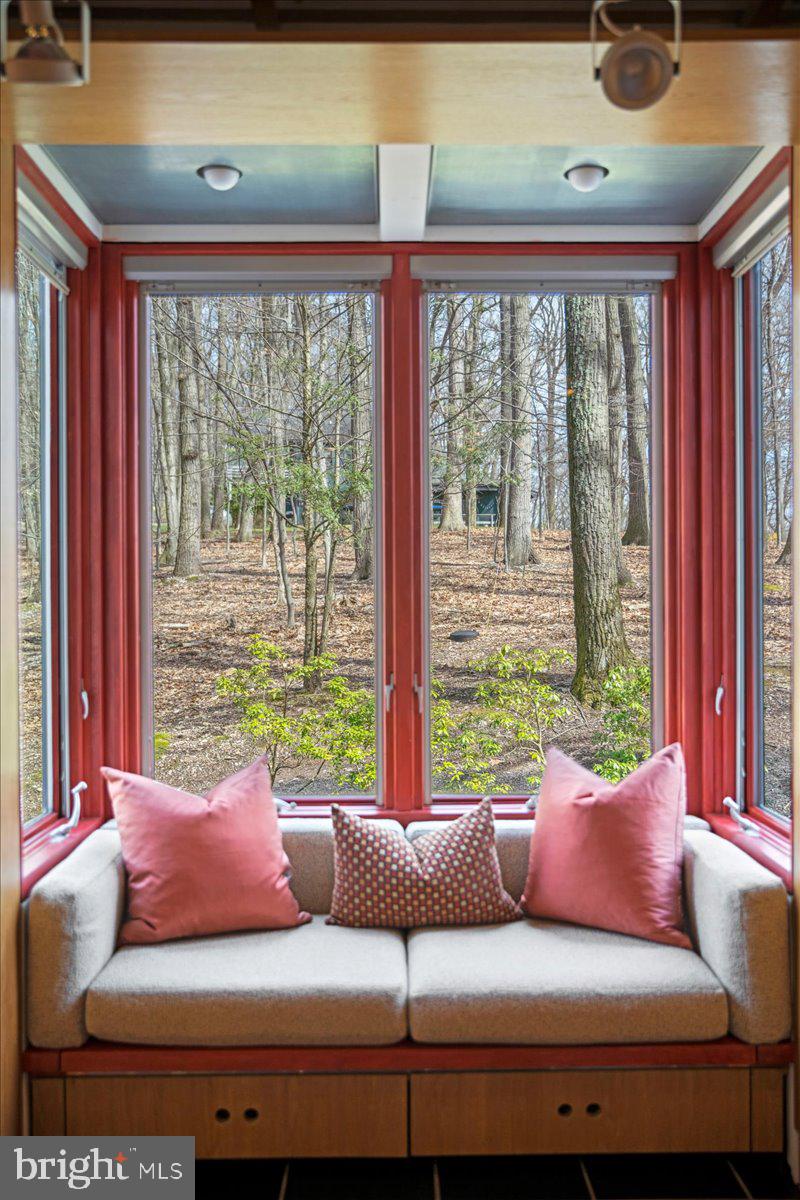 2905 Ash Mill Road Doylestown, PA 18902 - Photo 31 of 57 Home Office Window Seat