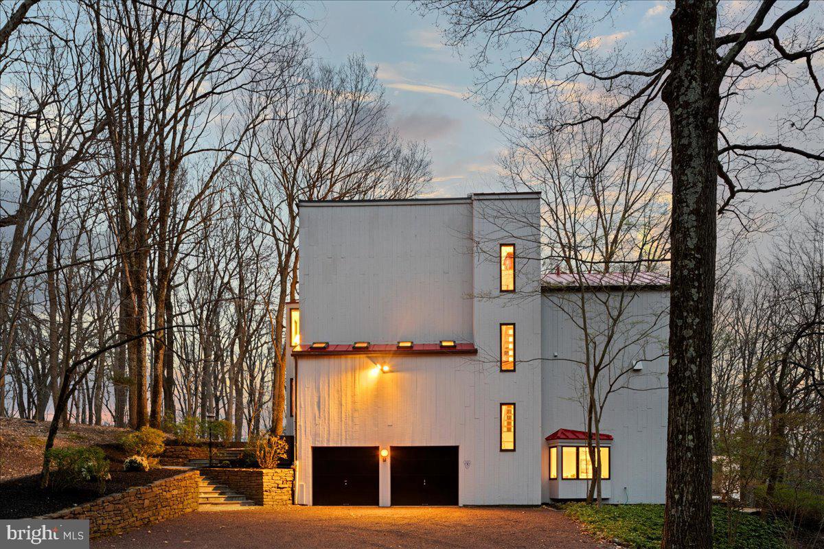 2905 Ash Mill Road Doylestown, PA 18902 - Photo 4 of 57 Backyard