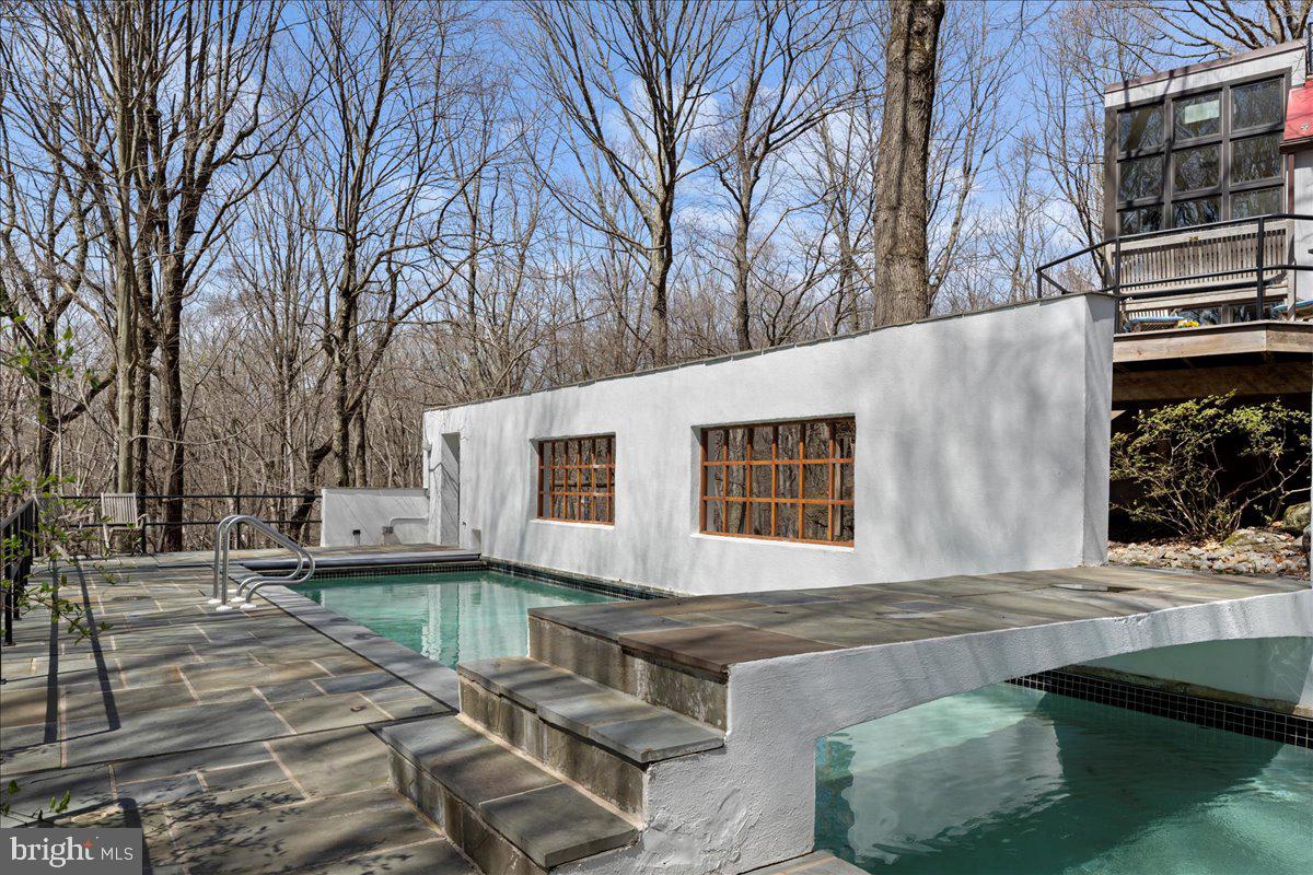 2905 Ash Mill Road Doylestown, PA 18902 - Photo 52 of 57 Pool