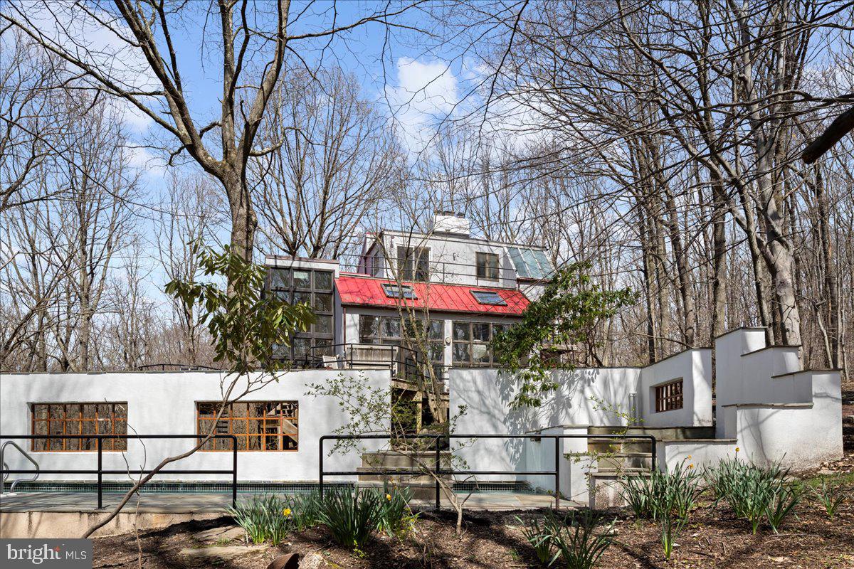 2905 Ash Mill Road Doylestown, PA 18902 - Photo 7 of 57 Exterior view from back