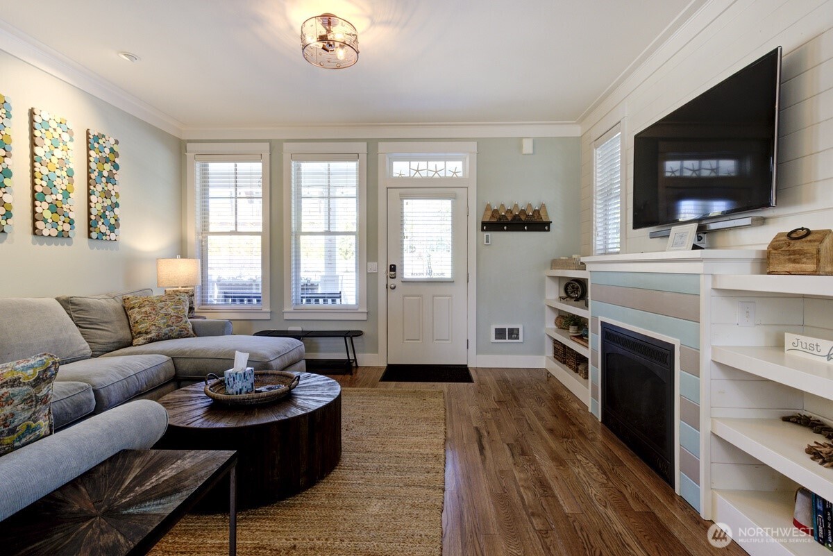 269 Compass Street Pacific Beach, WA 98571 - Photo 2 of 30