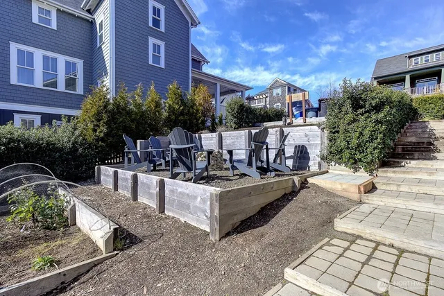 $1,530,000 | 269 Compass Street, Pacific Beach, WA 98571