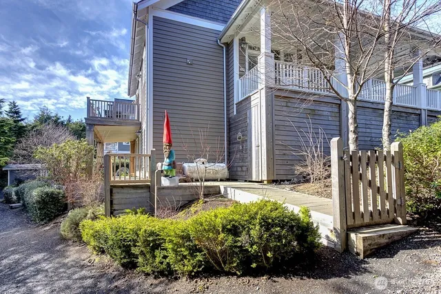 $1,530,000 | 269 Compass Street, Pacific Beach, WA 98571