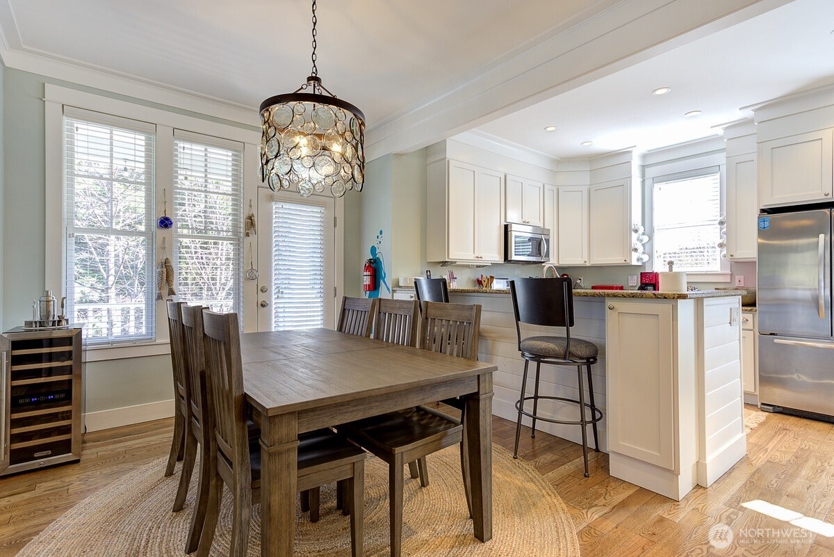 269 Compass Street Pacific Beach, WA 98571 - Photo 5 of 30