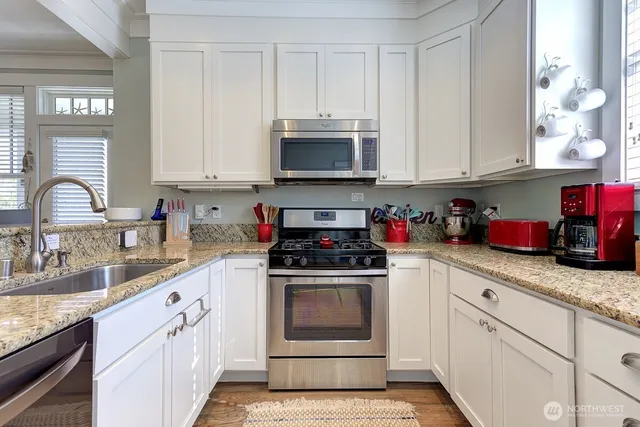 $1,530,000 | 269 Compass Street, Pacific Beach, WA 98571