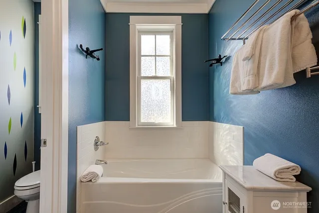 $1,530,000 | 269 Compass Street, Pacific Beach, WA 98571