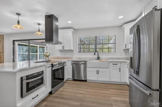 $439,500 | 3181 Highway 97, Molino, FL 32577