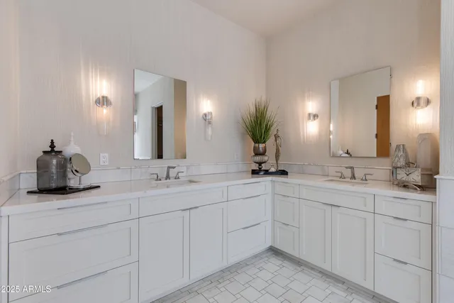 $2,995,000 | 4416 37th Way, Phoenix, AZ 85018