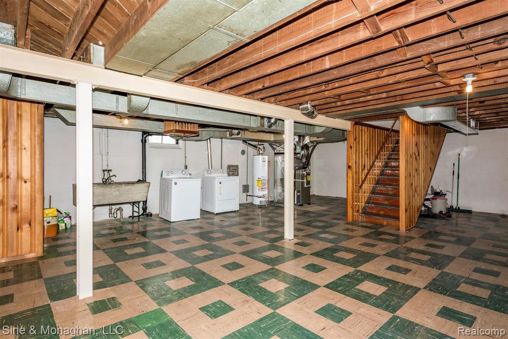 2032 Oxford Road Grosse Pointe Woods, MI 48236 - Photo 18 of 19