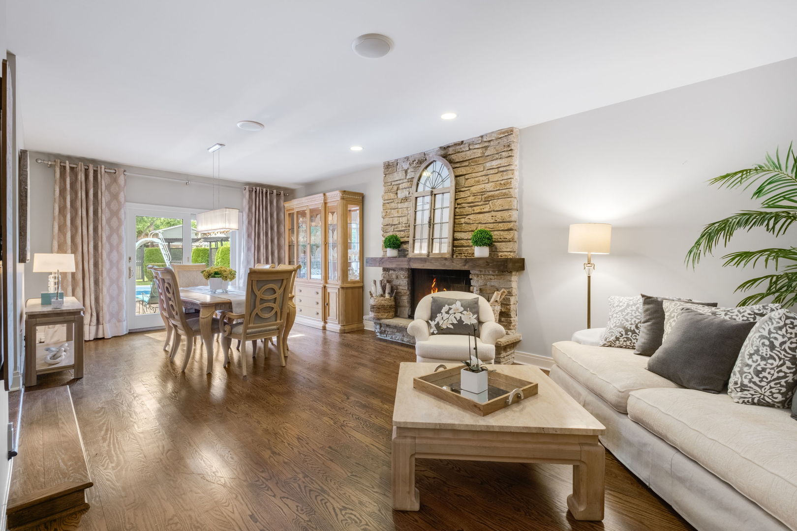 1722 Birch Road Northbrook, IL 60062 - Photo 6 of 34
