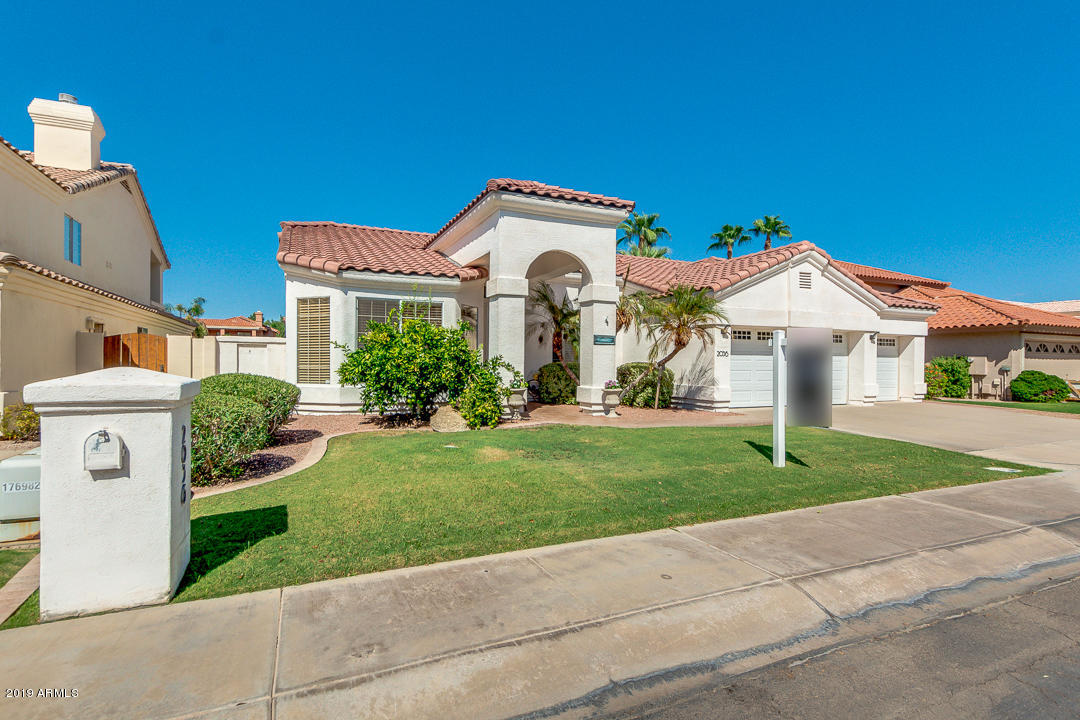 2036 East Clipper Lane Gilbert, AZ 85234 - Photo 1 of 24 From the West