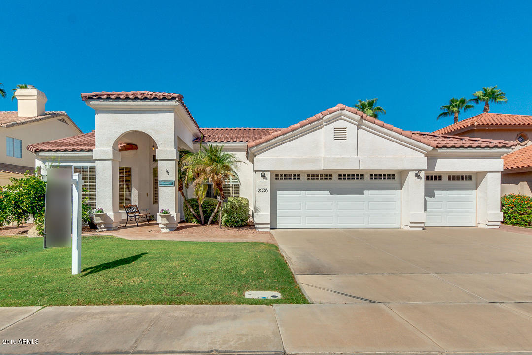 2036 East Clipper Lane Gilbert, AZ 85234 - Photo 2 of 24 Front of the home.